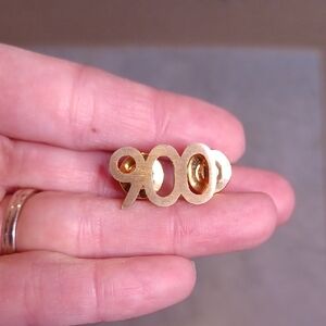 Cosmic Gold Number 900 Pin